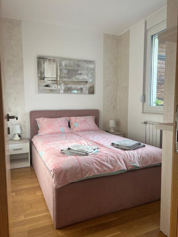 Apartment Luxe Nine Novi Sad Bagian luar foto