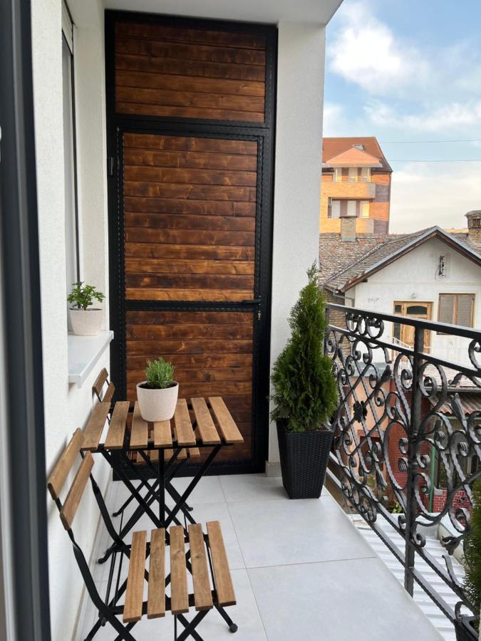 Apartment Luxe Nine Novi Sad Bagian luar foto