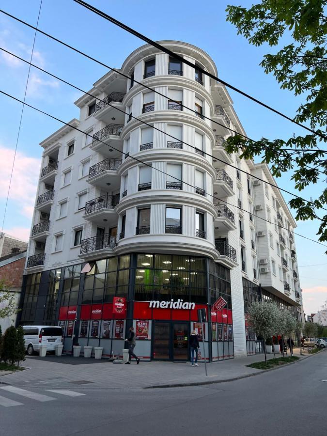 Apartment Luxe Nine Novi Sad Bagian luar foto